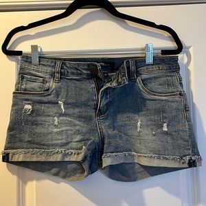 STS Blue denim shorts, size 26